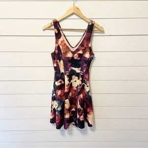 Abercrombie & Fitch | Women’s Watercolor Floral Skater Fit and Flare Dress Small